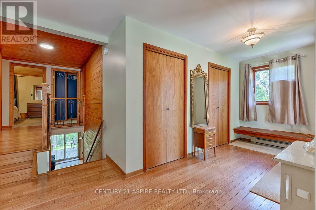 Property Photo: 551 Whispering Pines Crescent ON K8A 6W4