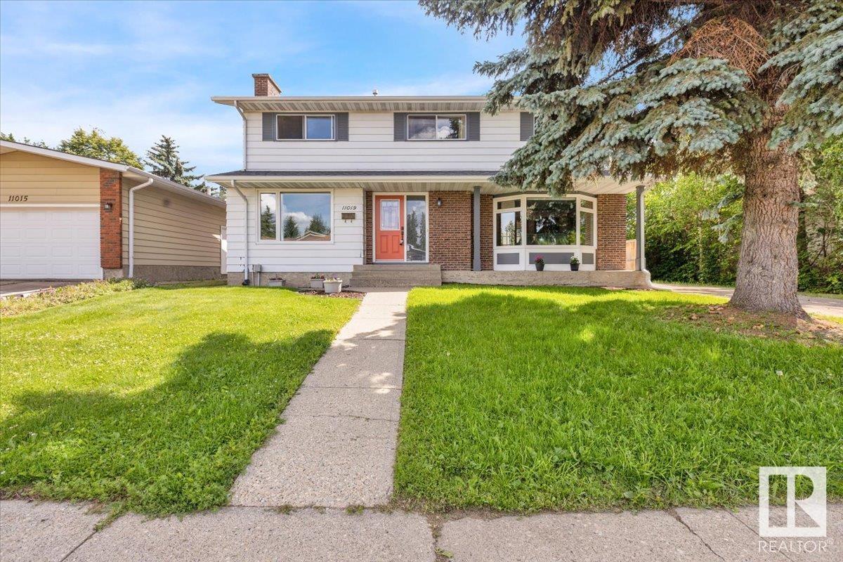 11019 30 Avenue NW  Edmonton AB T6J 3B1 photo