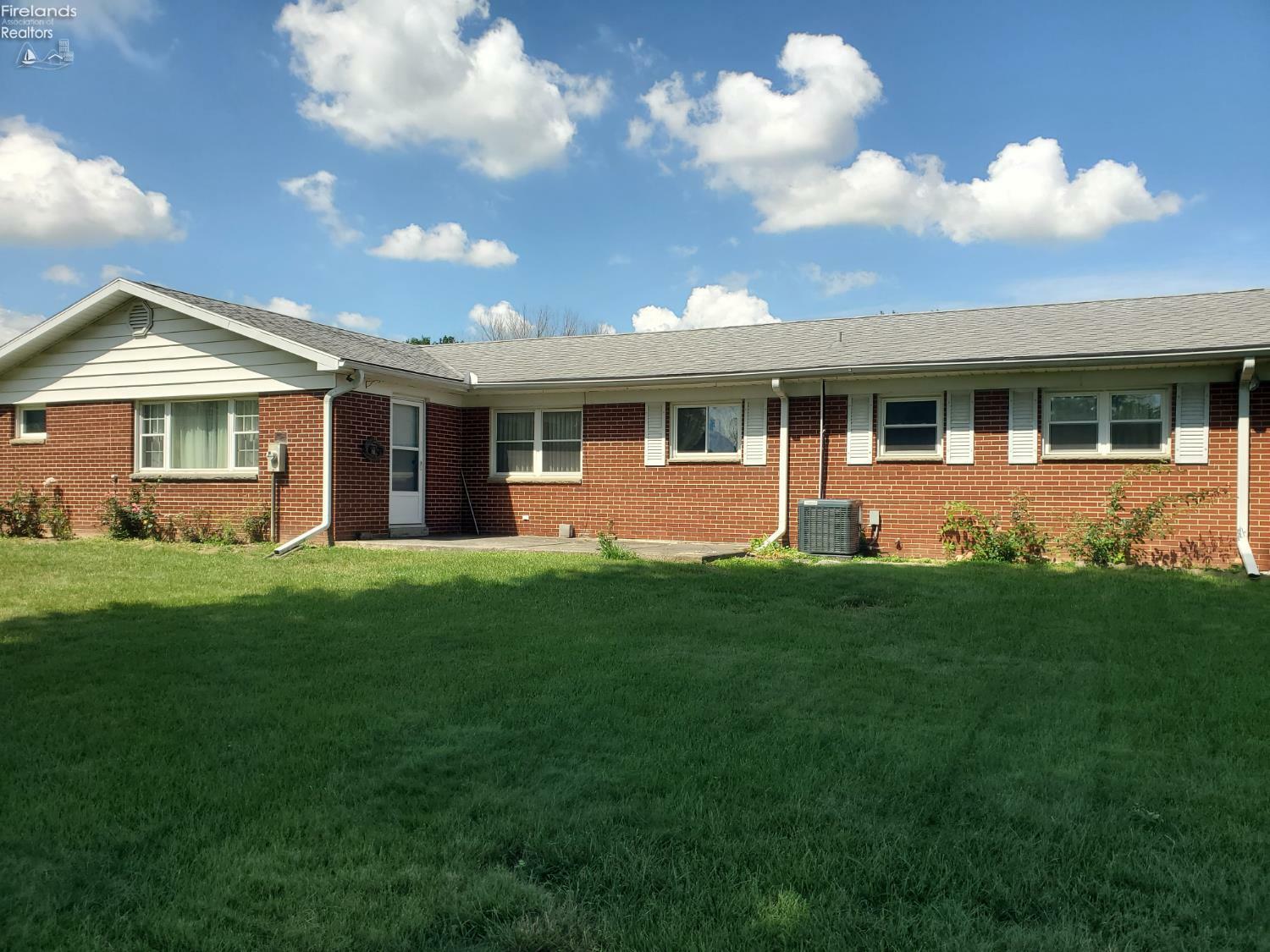Property Photo: 54 Pinewood Drive OH 44883