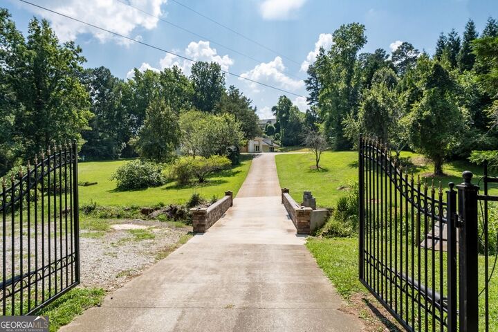 Property Photo: 3309 Bethany Bend GA 30004