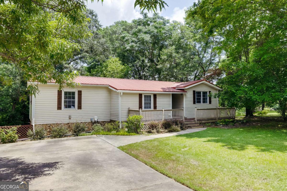 Property Photo: 2060 Simonton Bridge Road GA 30677