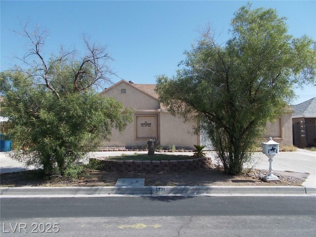 Property Photo: 1321 Griffith Avenue NV 89104