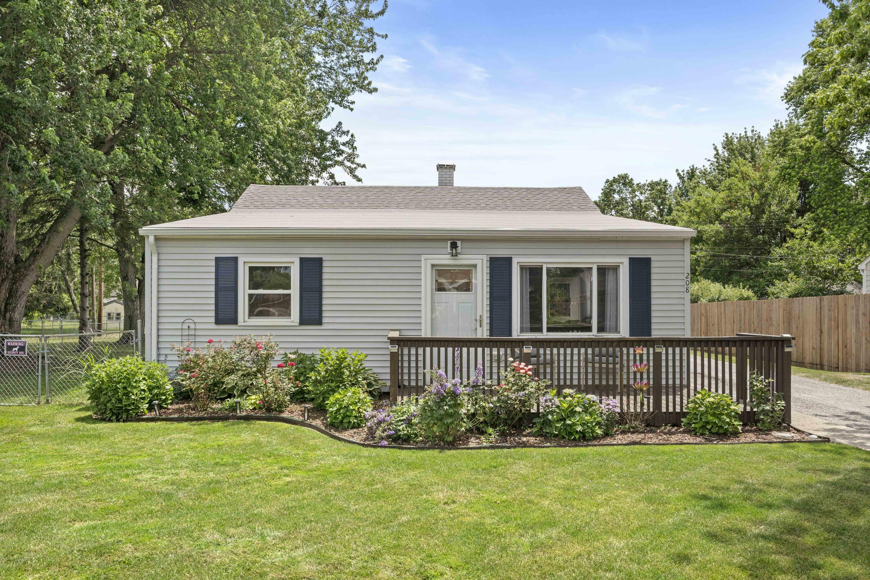 Property Photo: 208 Fair Street IN 46383