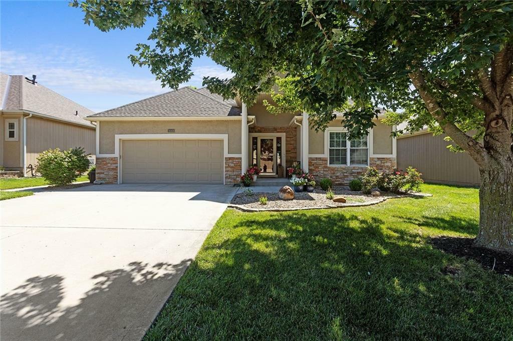 Property Photo:  7141 N Quincy Avenue  MO 64119 