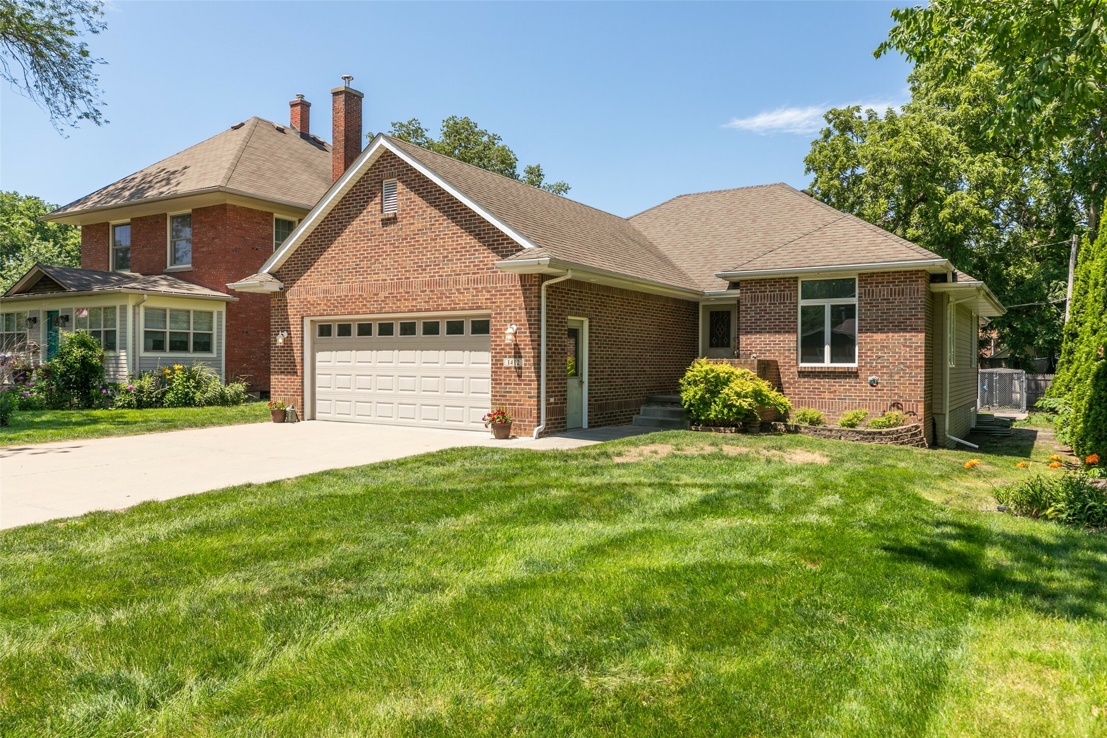 Property Photo: 1412 Court Street IA 50003