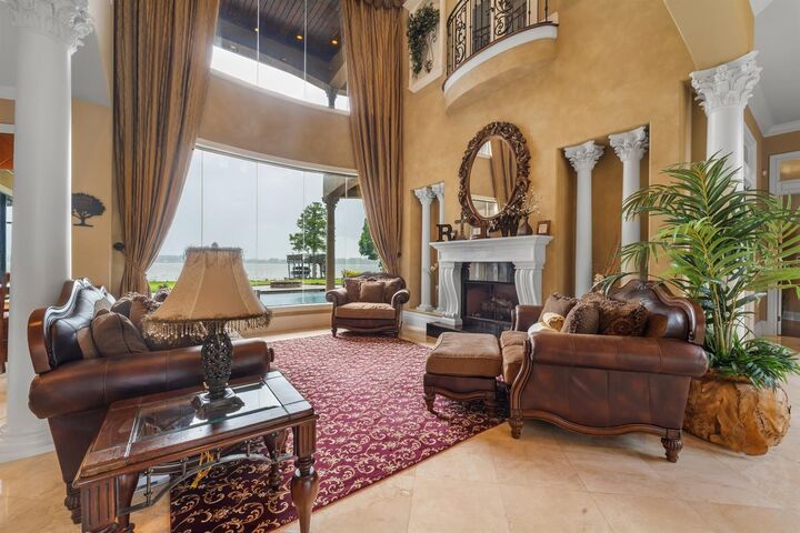 Property Photo: 12125 Stonelake Ranch Boulevard FL 33592