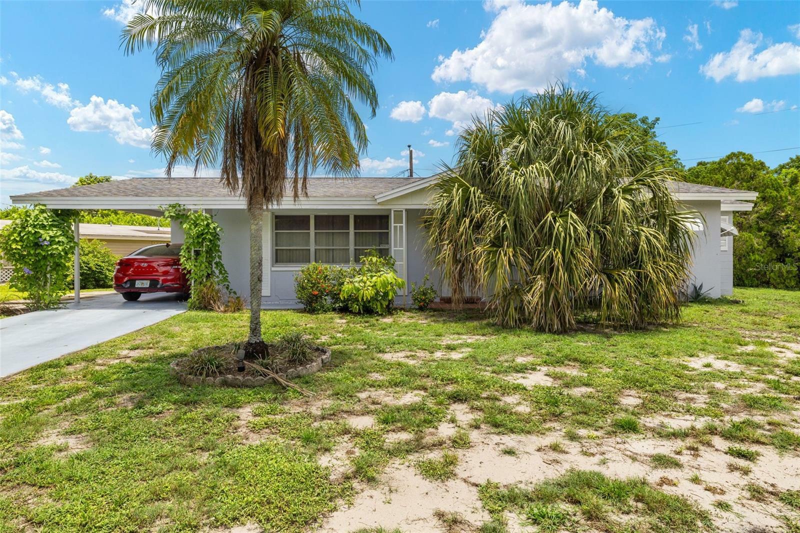 Property Photo: 326 Canyon Drive N FL 33936