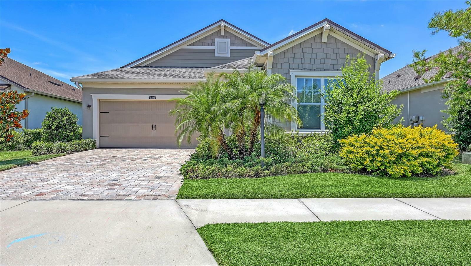 Property Photo: 11223 Spring Gate Trail FL 34211