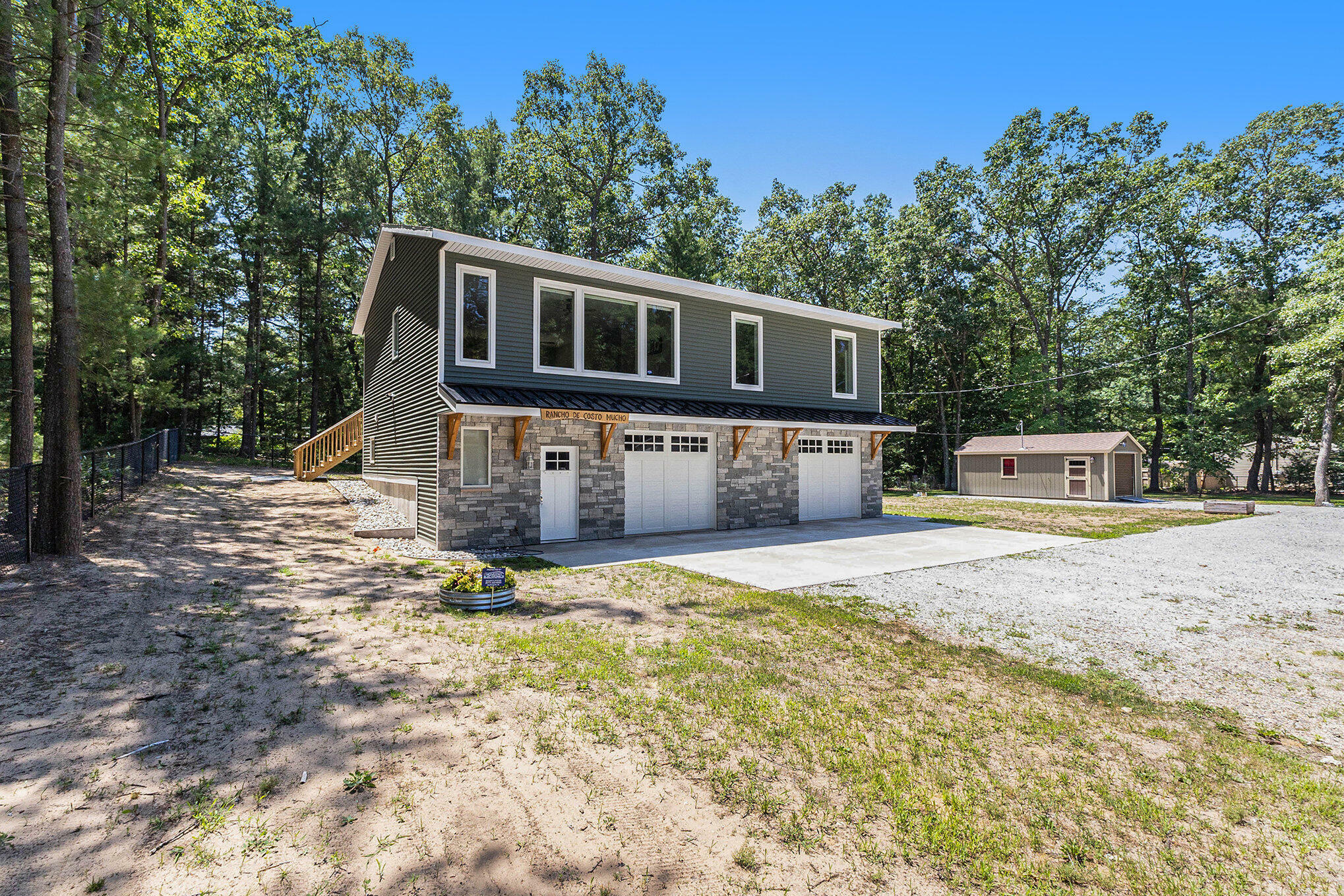 Property Photo:  39 Linden Street  MI 49457 