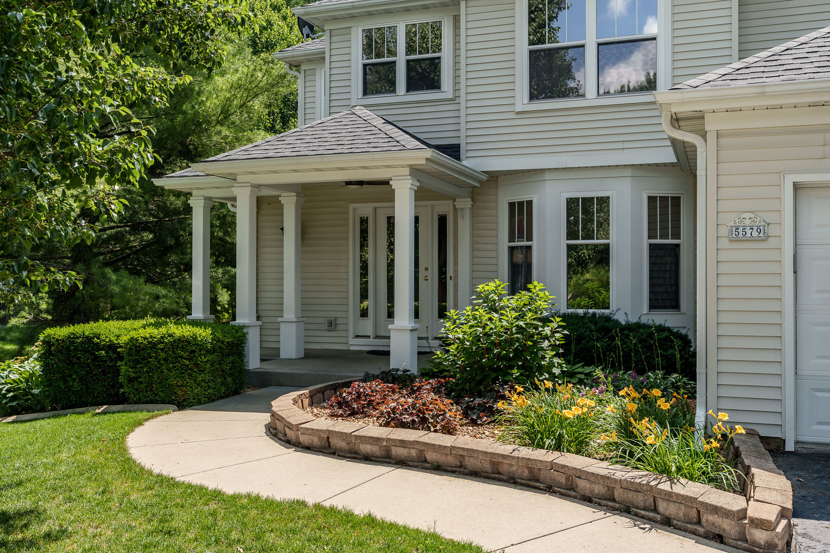 Property Photo: 5579 Hazel Circle IL 61073