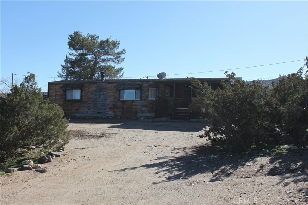 Property Photo: 2855 Hollister Road CA 92372