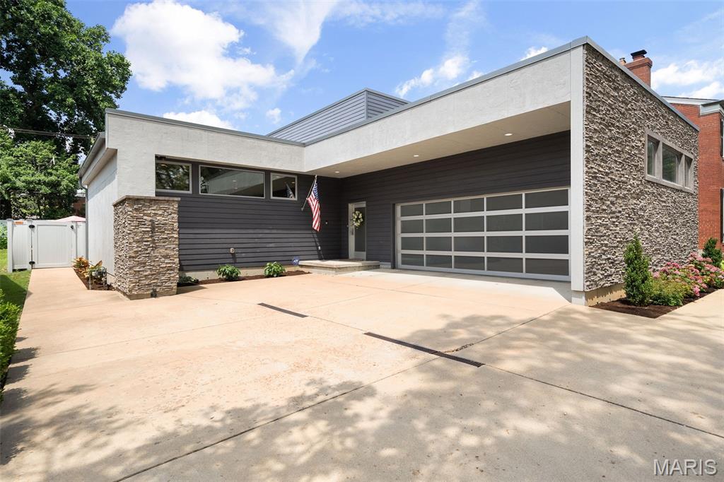 Property Photo: 5951 Jamieson Avenue MO 63109