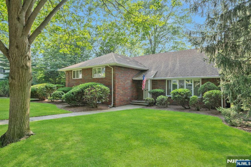Property Photo: 581 Mazur Avenue NJ 07652