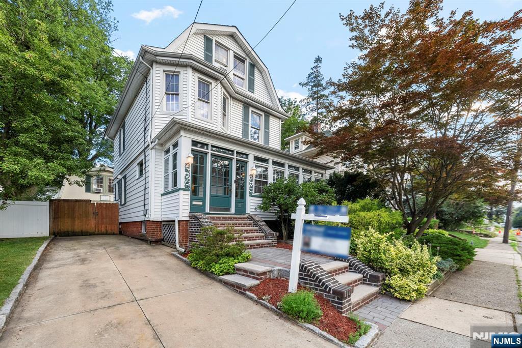 Property Photo:  35 Edwin Street  NJ 07660 