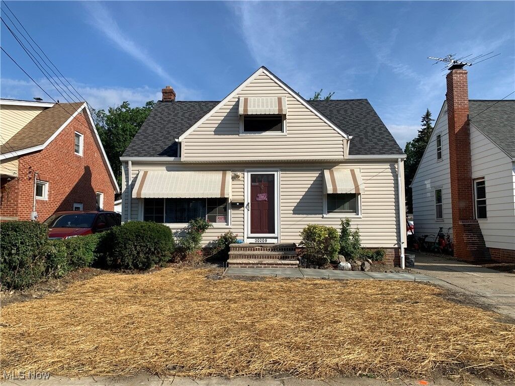 Property Photo:  30209 Robert Street  OH 44092 