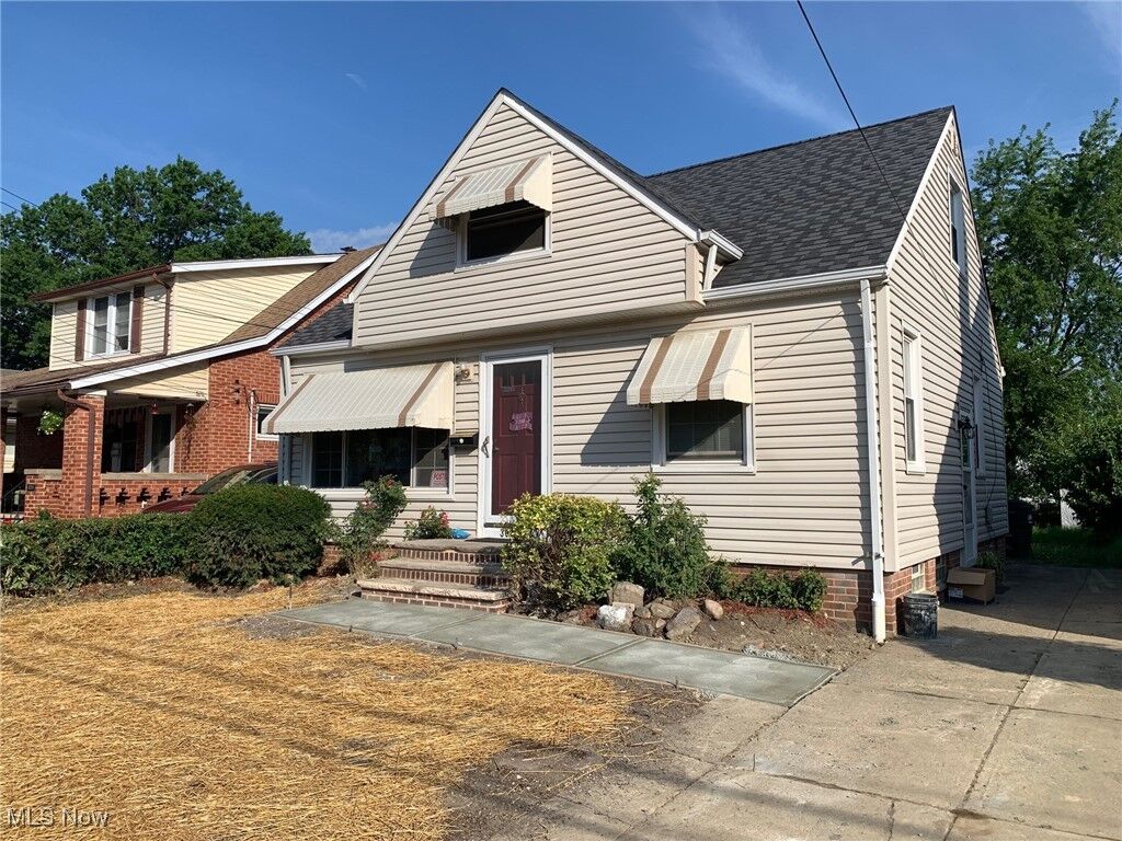 Property Photo:  30209 Robert Street  OH 44092 