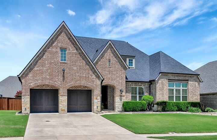 Property Photo:  936 Fairway Ranch Parkway  TX 76262 