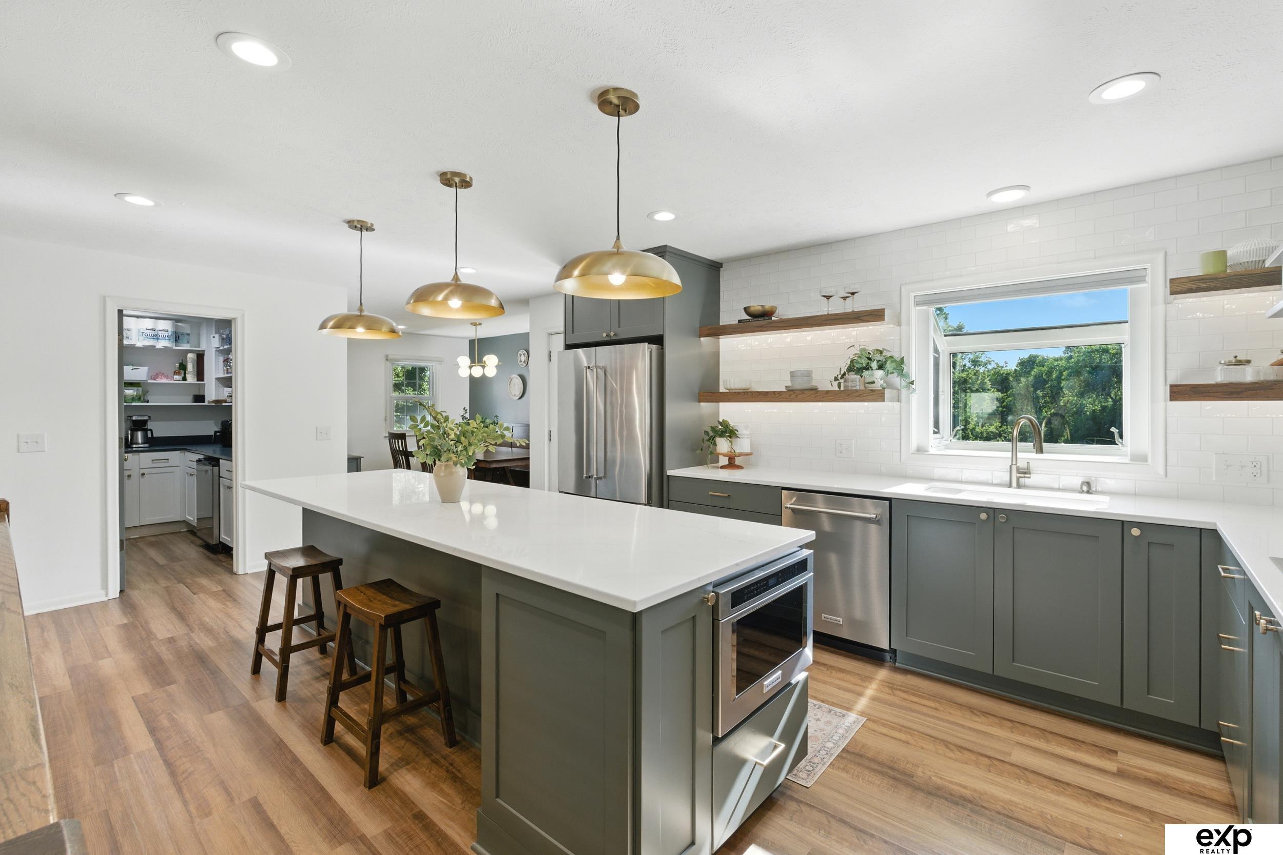 Property Photo: 3516 S 101 Street NE 68124
