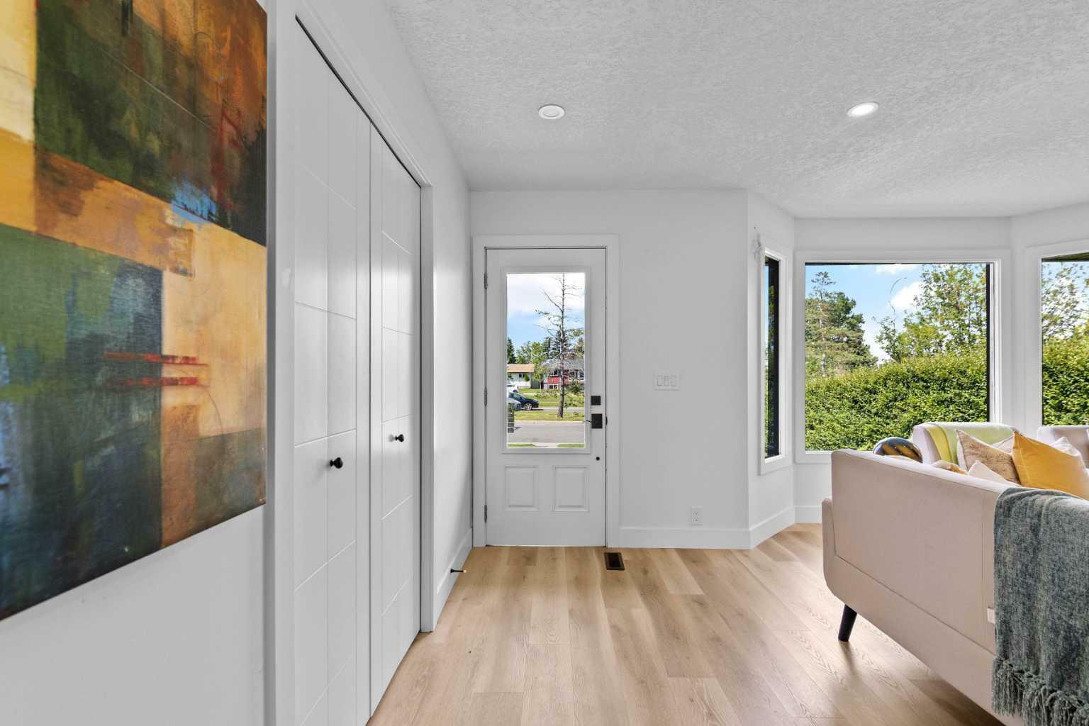 Property Photo: 423 Pinewind Road NE AB T1Y 2M8