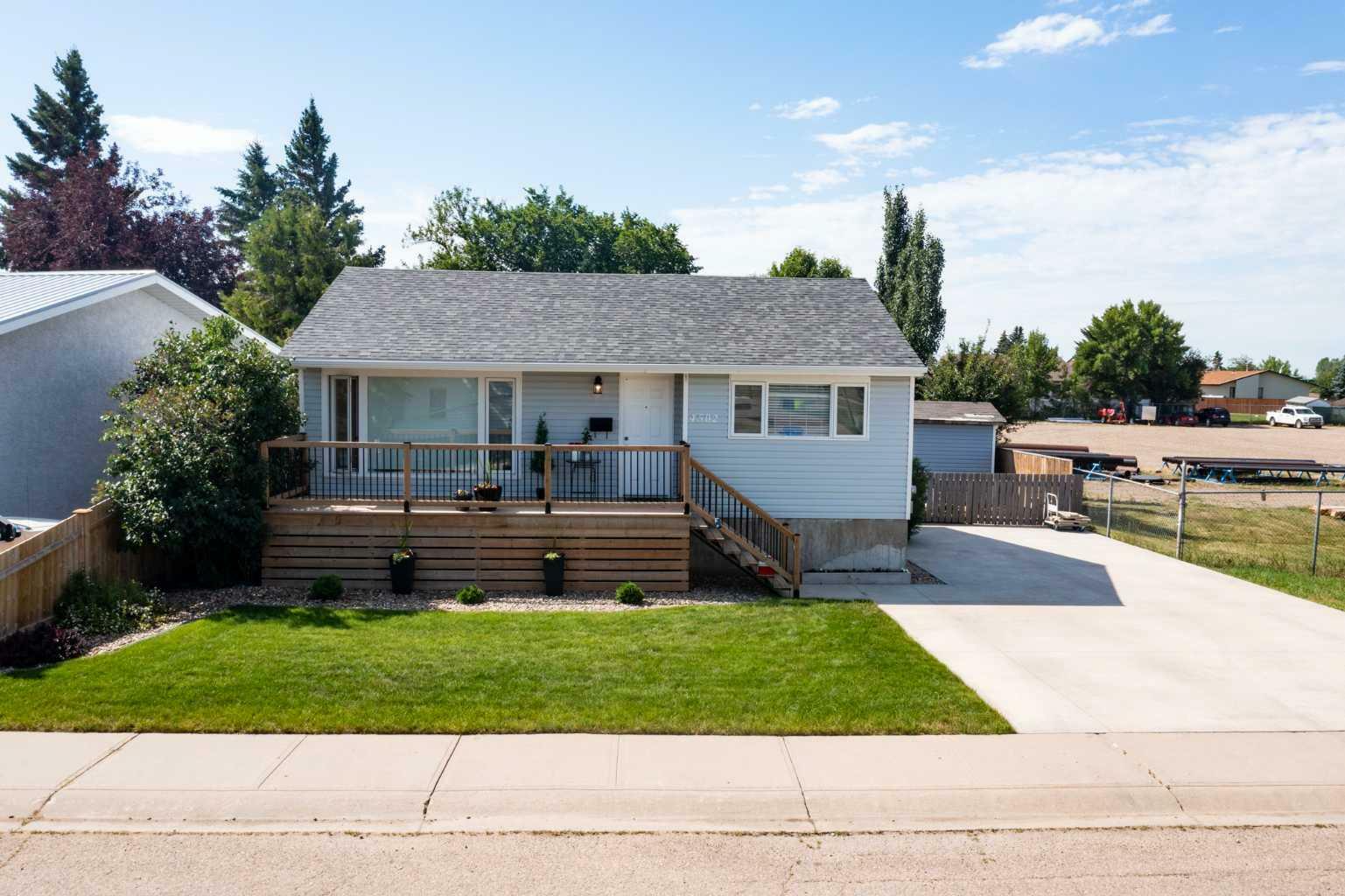 Property Photo: 4502 Heritage Place AB T1G 1A1