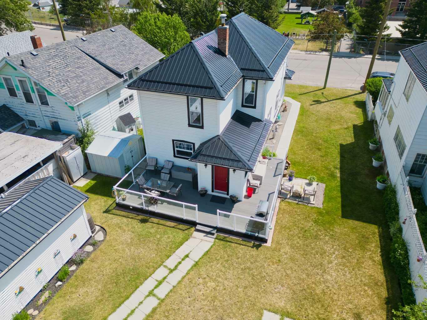 Property Photo: 7725 19 Avenue AB T0K 0M0