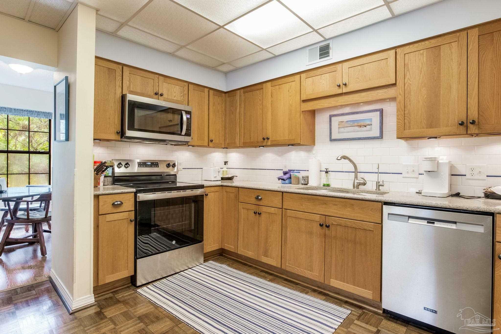 Property Photo: 4648 Hickory Shores Blvd FL 32563