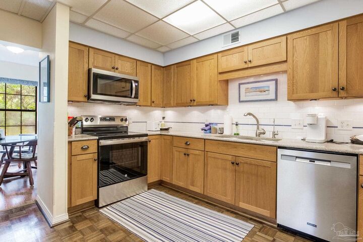 Property Photo: 4648 Hickory Shores Blvd FL 32563