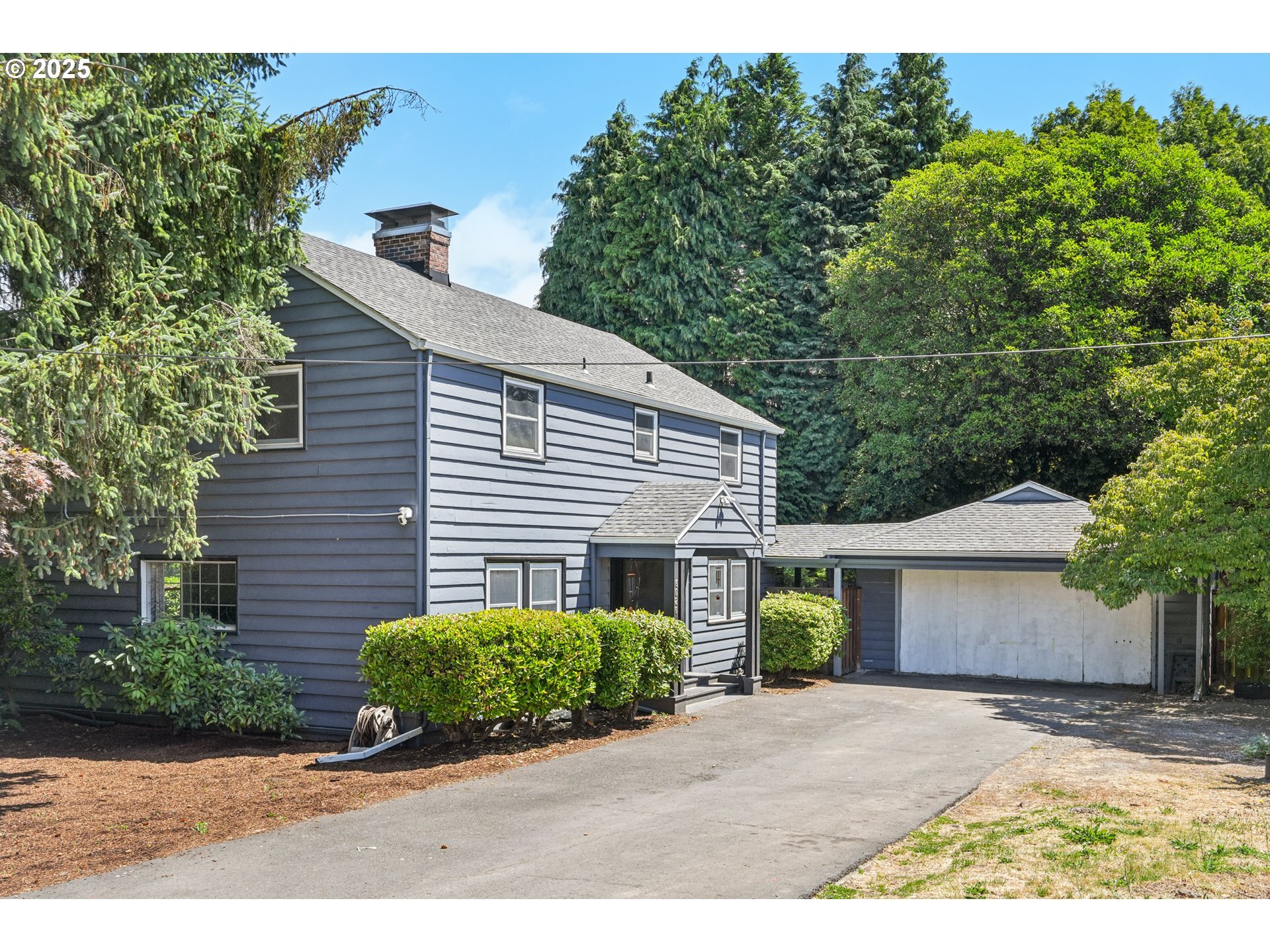 Property Photo: 6026 NE 57th Ave OR 97218