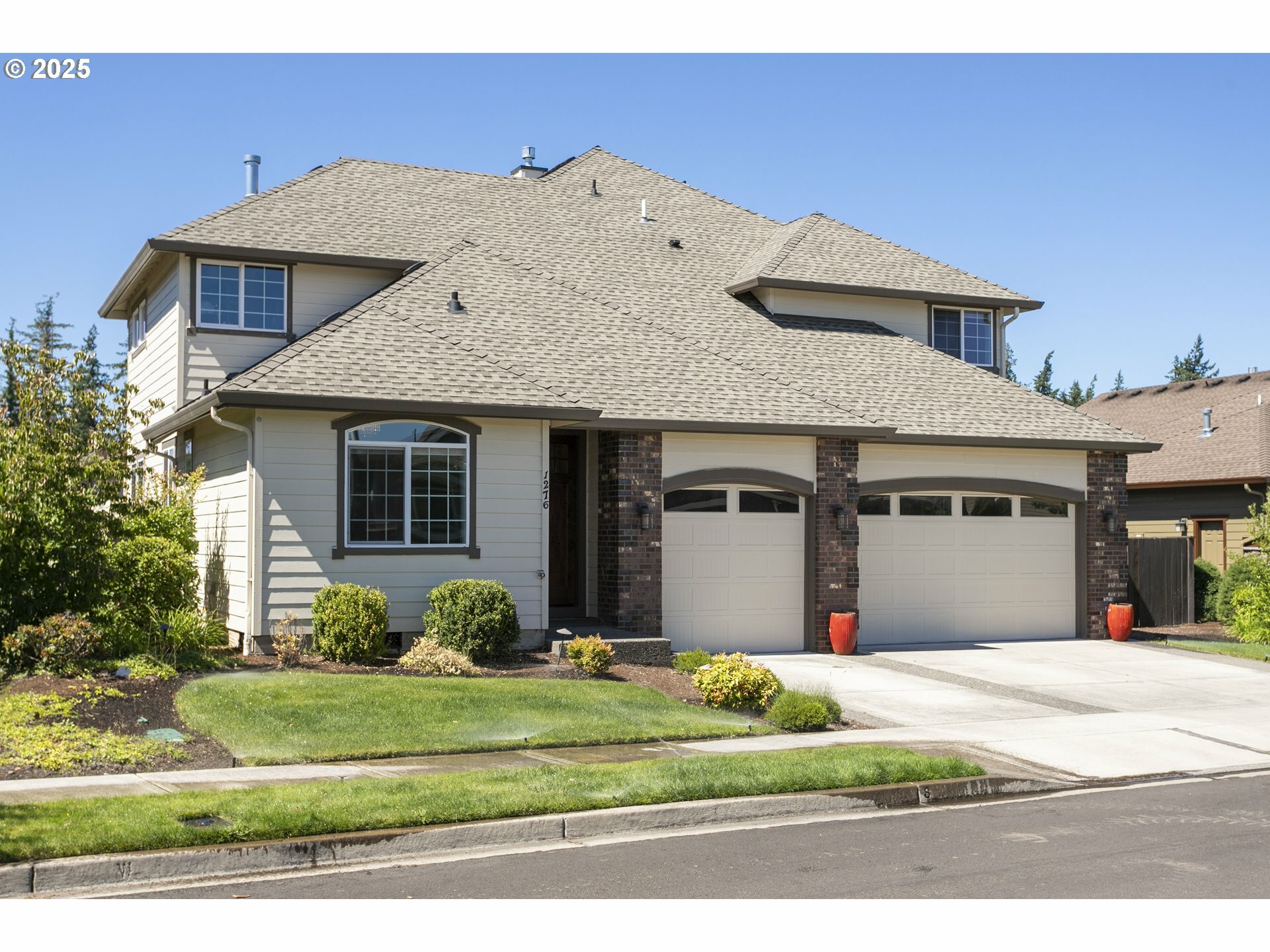 Property Photo: 1276 S 15th Way WA 98642