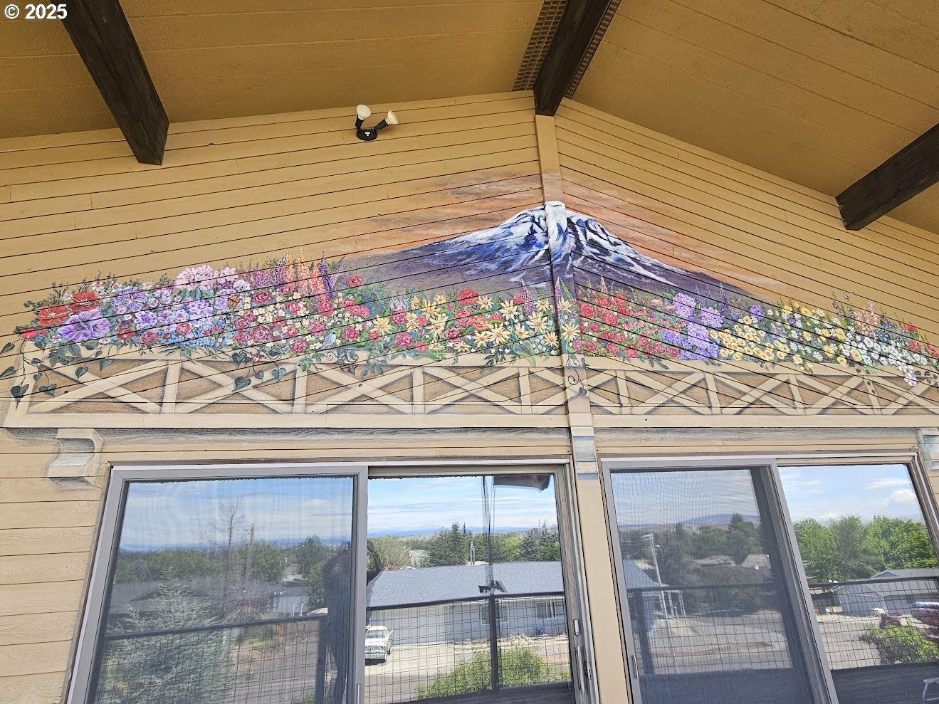 Property Photo: 1014 Roe Dr WA 98620
