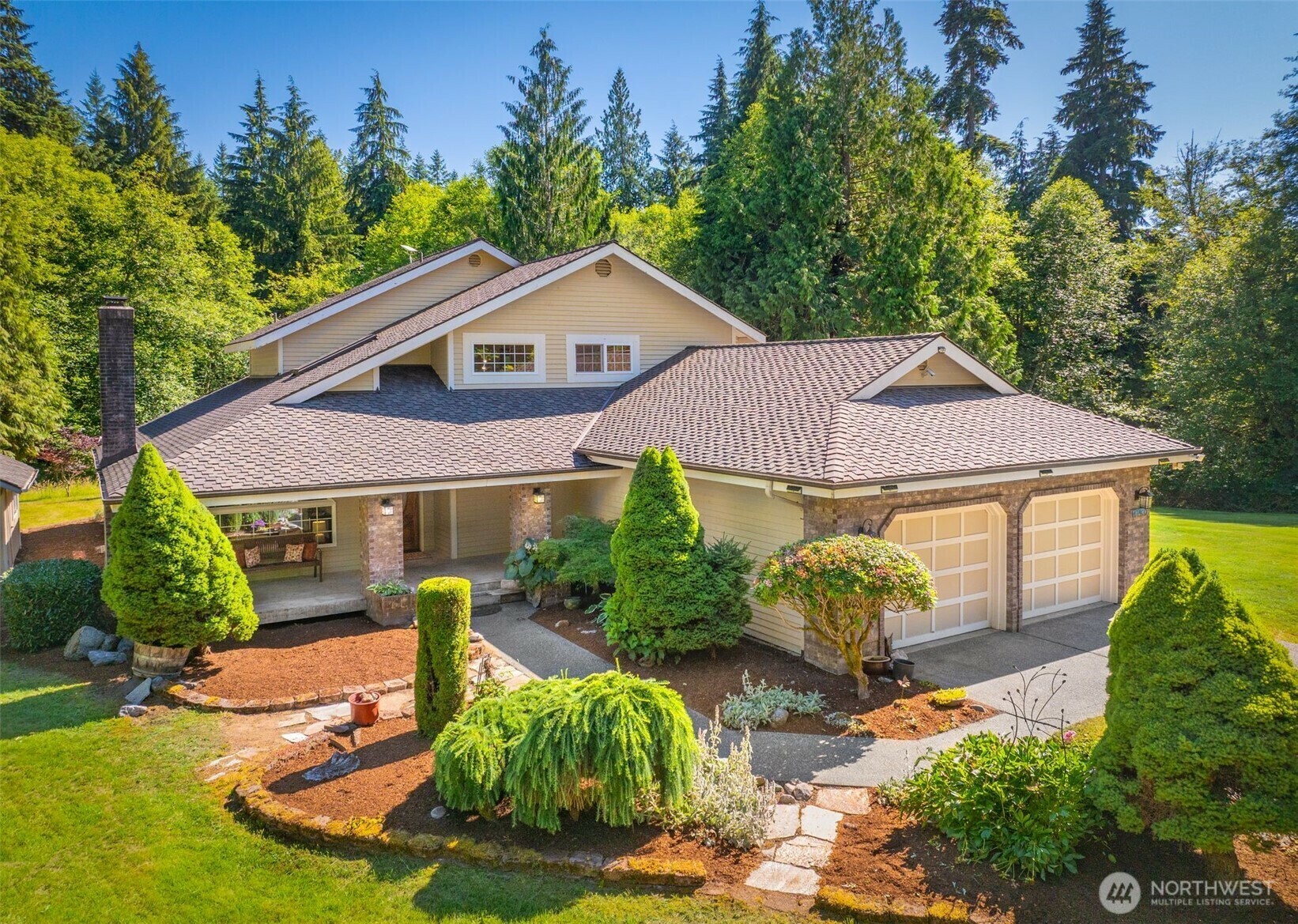 Property Photo: 17400 297th Avenue SE WA 98294