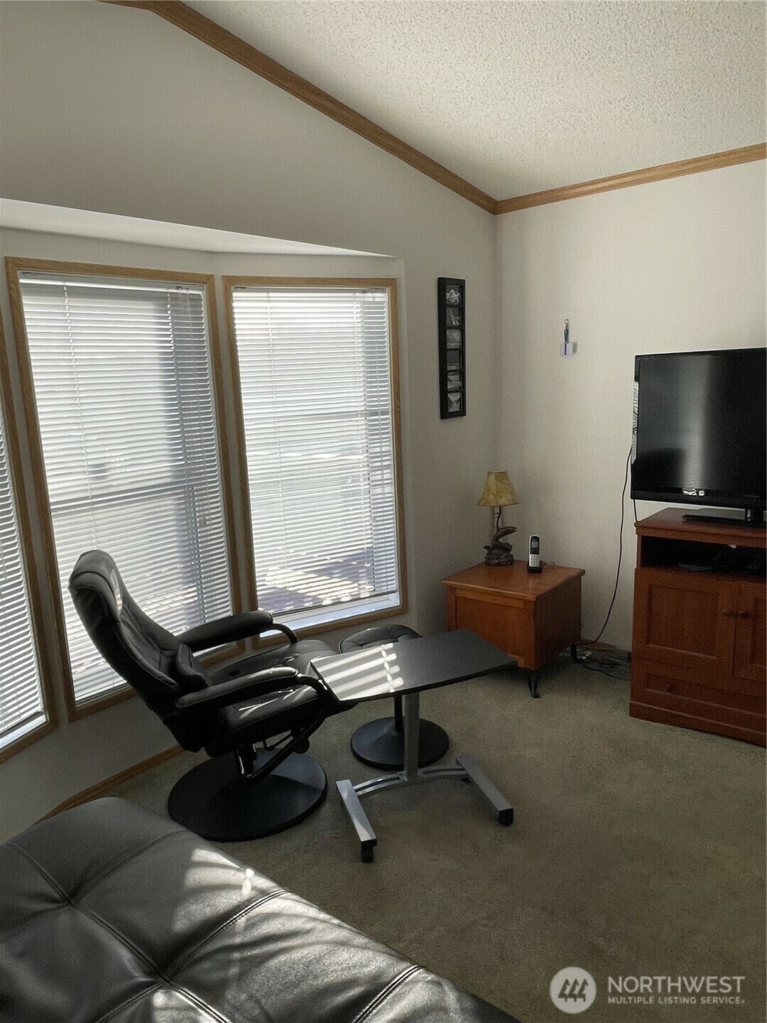 Property Photo: 1200 Lincoln St 117 WA 98229
