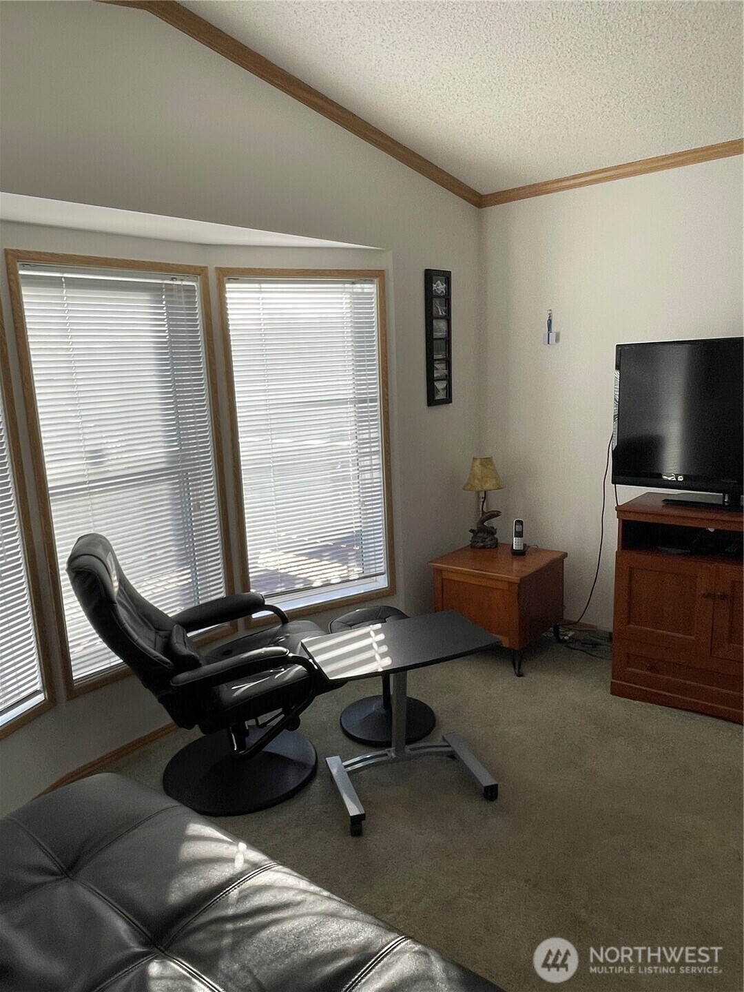 Property Photo: 1200 Lincoln St 117 WA 98229