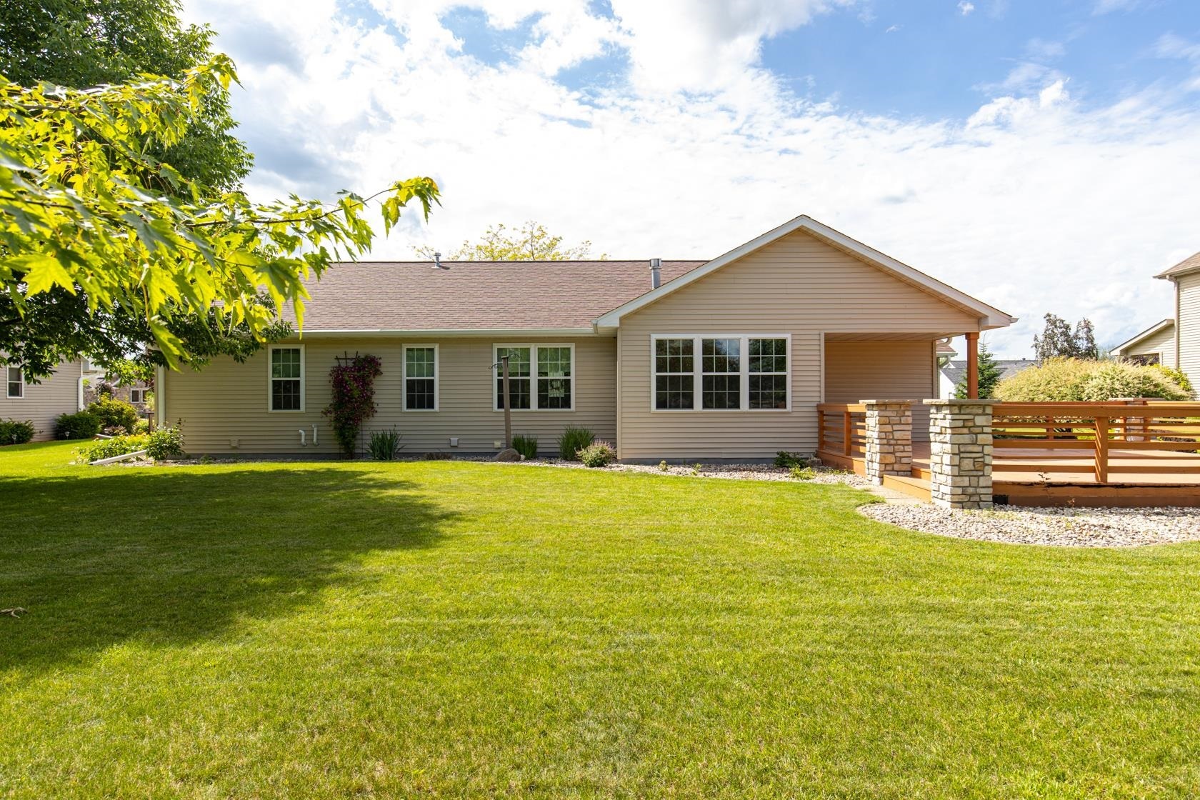 Property Photo: N1766 Medina Drive WI 54942