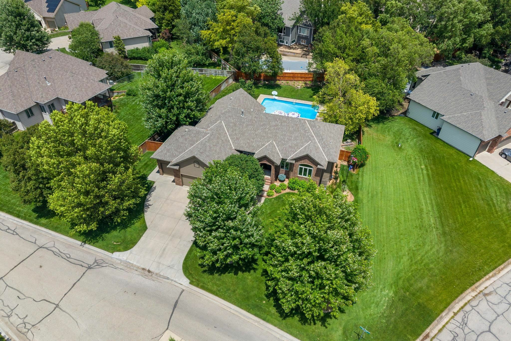 Property Photo: 1357 N Hickory Creek Ct KS 67235