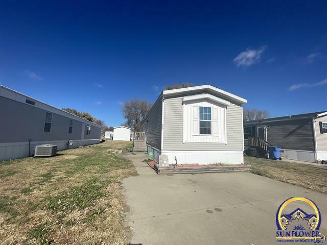 Property Photo: 1900 NW Lyman Rd Lot 271 KS 66608