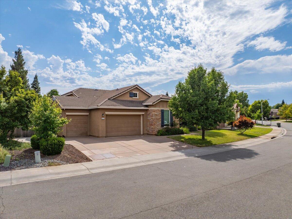 691 Rivercrest Parkway  Redding CA 96002 photo