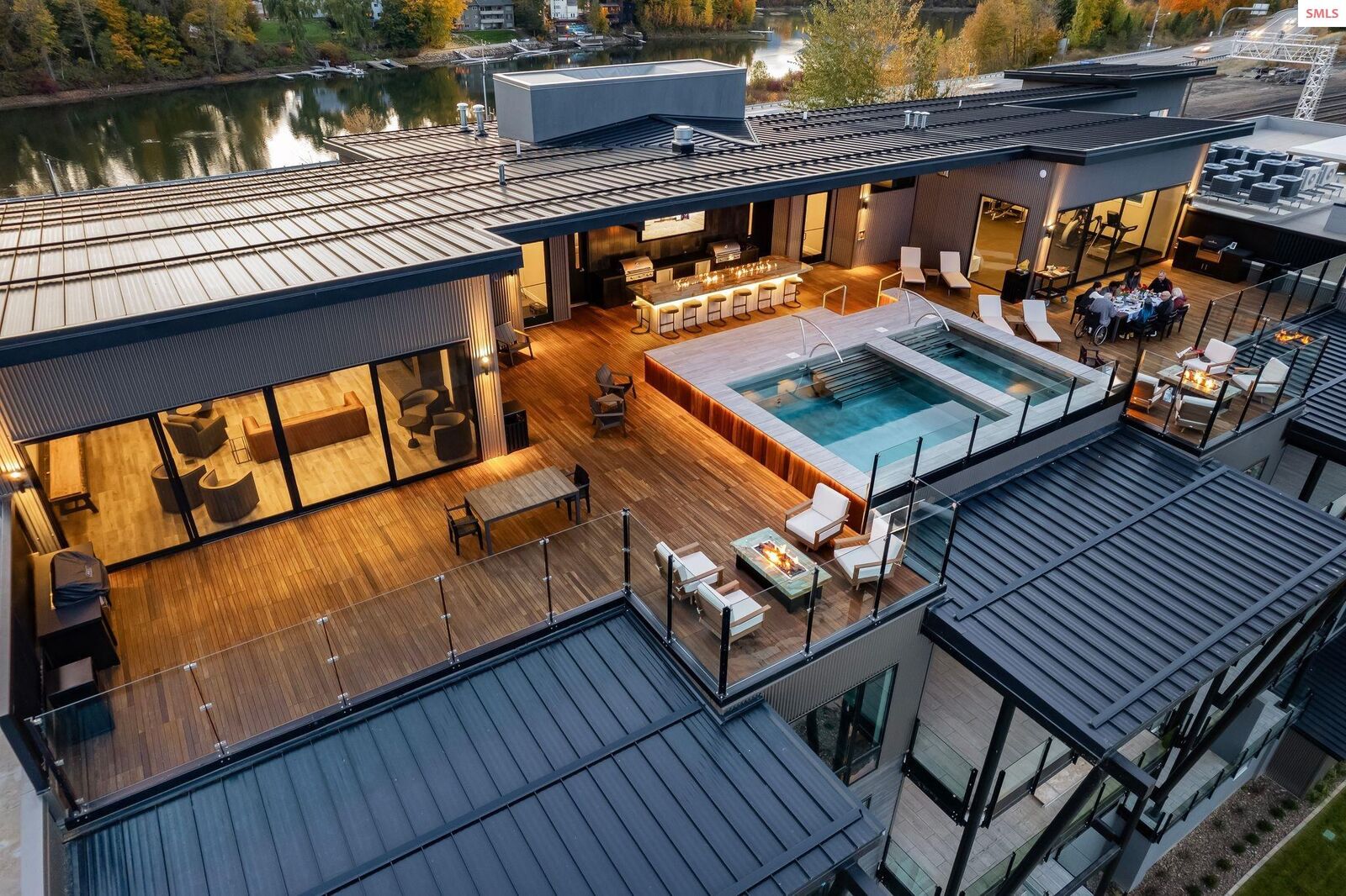 Property Photo:  802 Sandpoint Ave #8202  ID 83864 