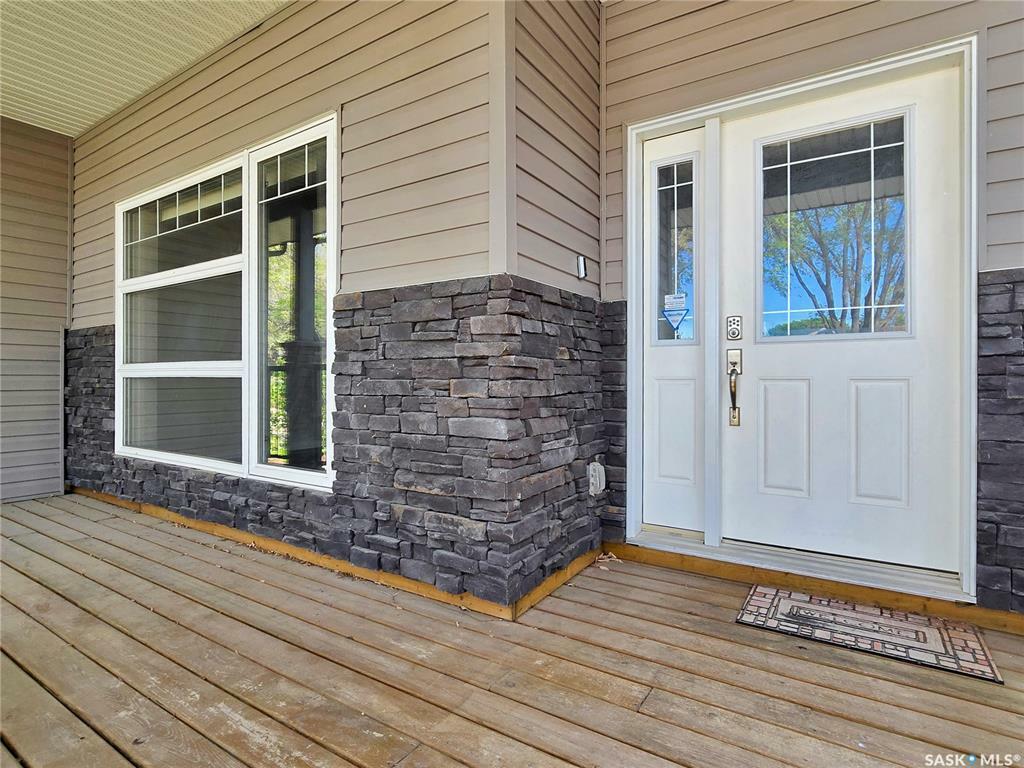 Property Photo: 1008 K Avenue N SK S7L 2N6