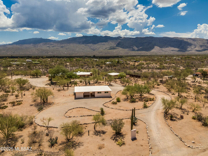 Property Photo: 500 N Avenida Venado AZ 85748