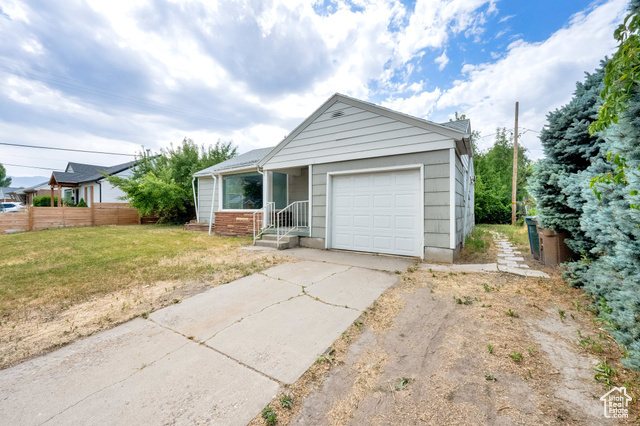 Property Photo: 1067 W Signora Dr UT 84116