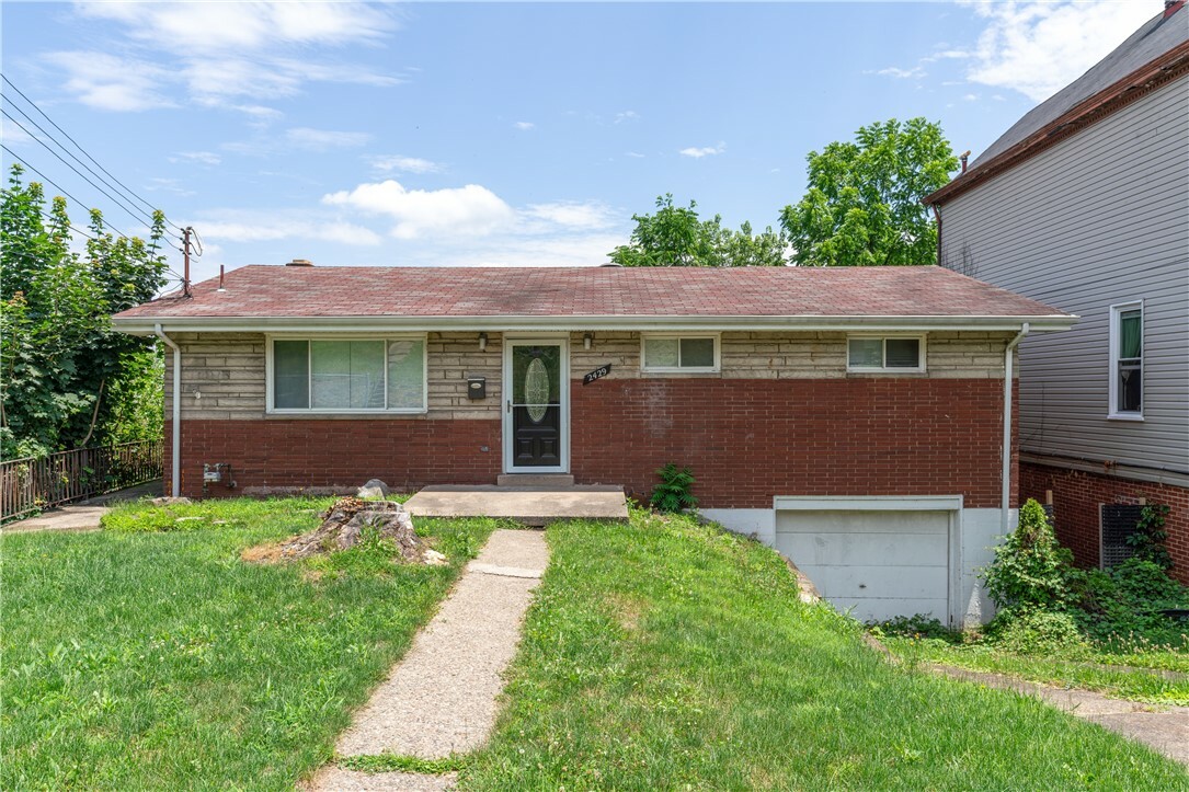 Property Photo: 2429 Perry St PA 15120