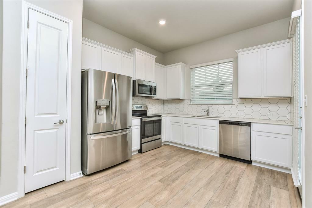 1015 Vista View Drive 1002  Georgetown TX 78626 photo