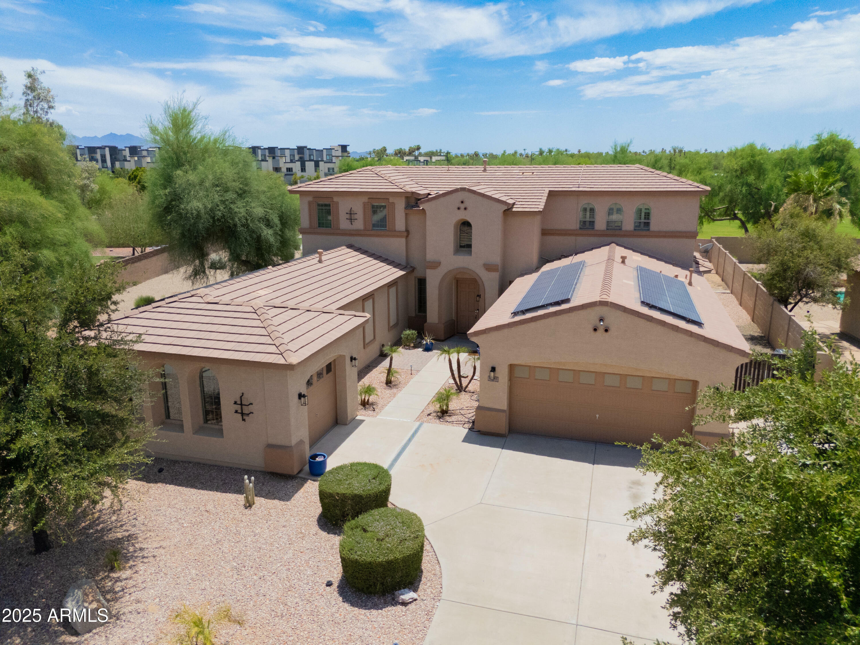 Property Photo: 15265 W Montecito Avenue AZ 85395