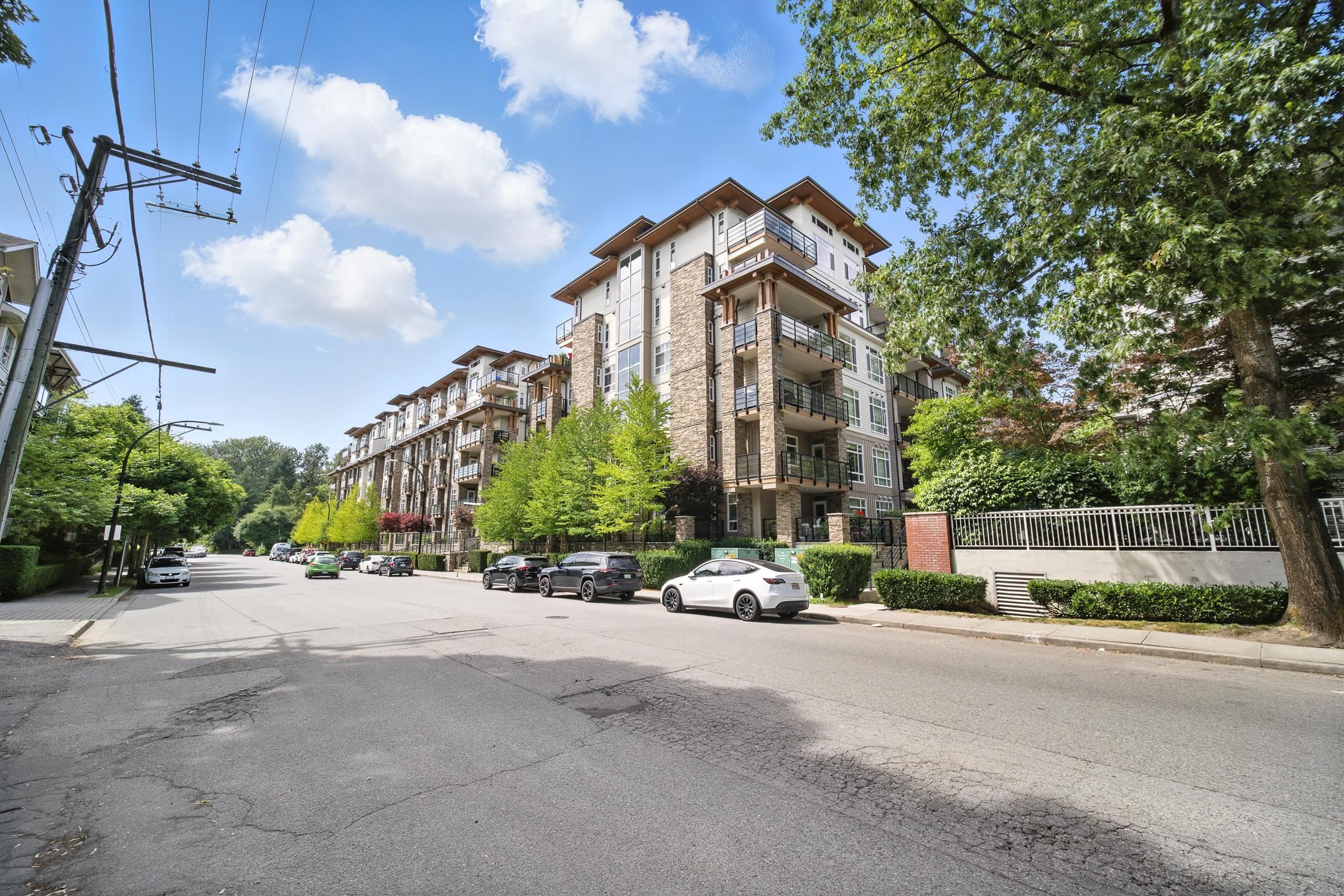Property Photo:  2465 Wilson Avenue 409  BC V3C 0E6 