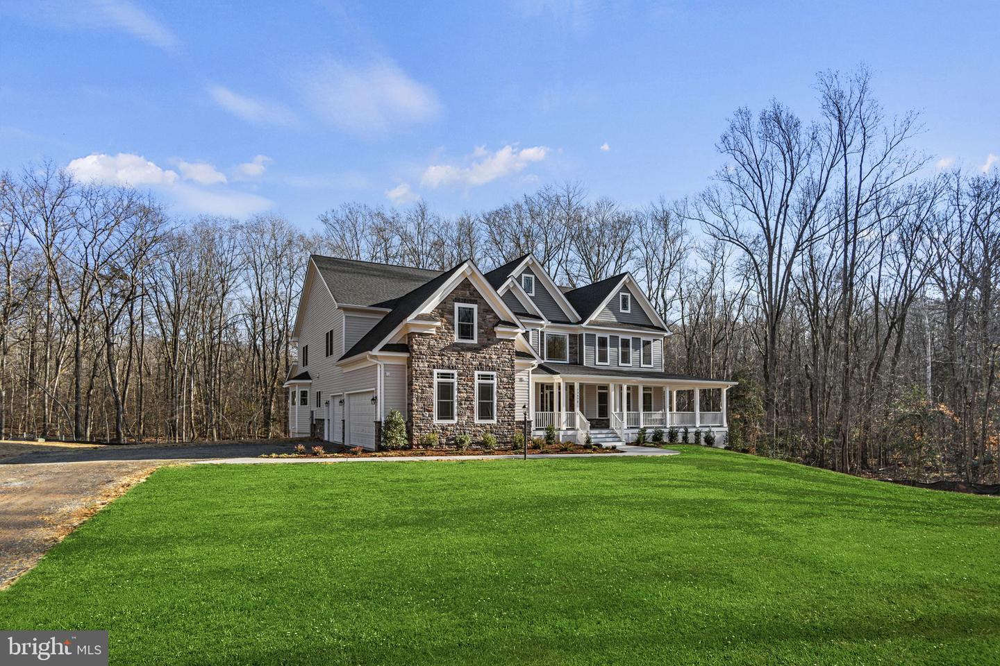 Property Photo: 5908 Copper Mill Drive VA 22407