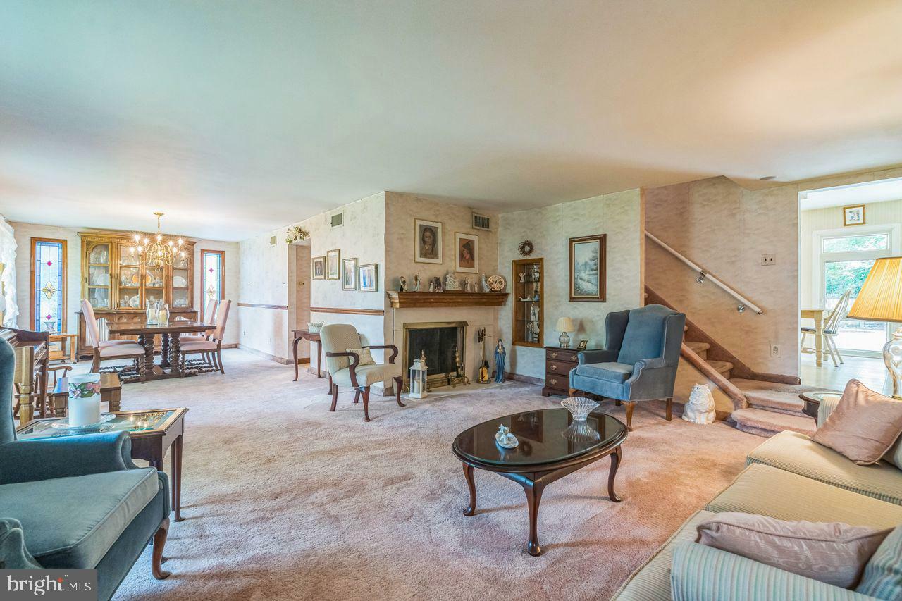 Property Photo: 4060 Hillside Road PA 19444