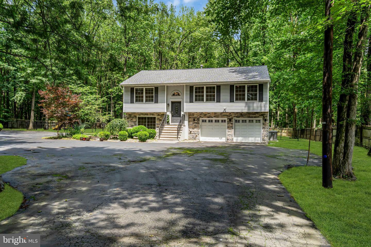 Property Photo: 230 New Road NJ 08852