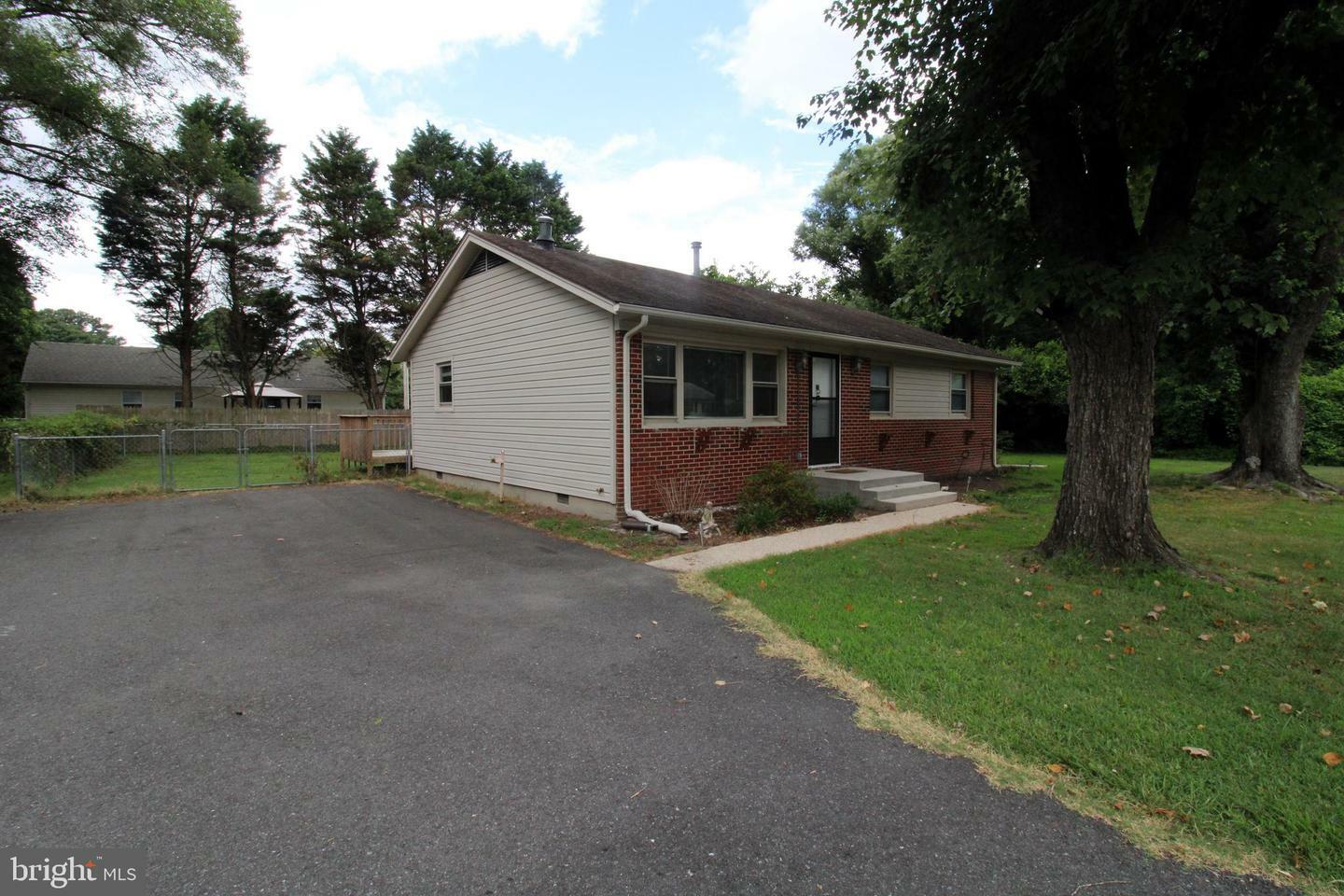 Property Photo: 202 Benjamin Avenue MD 21804