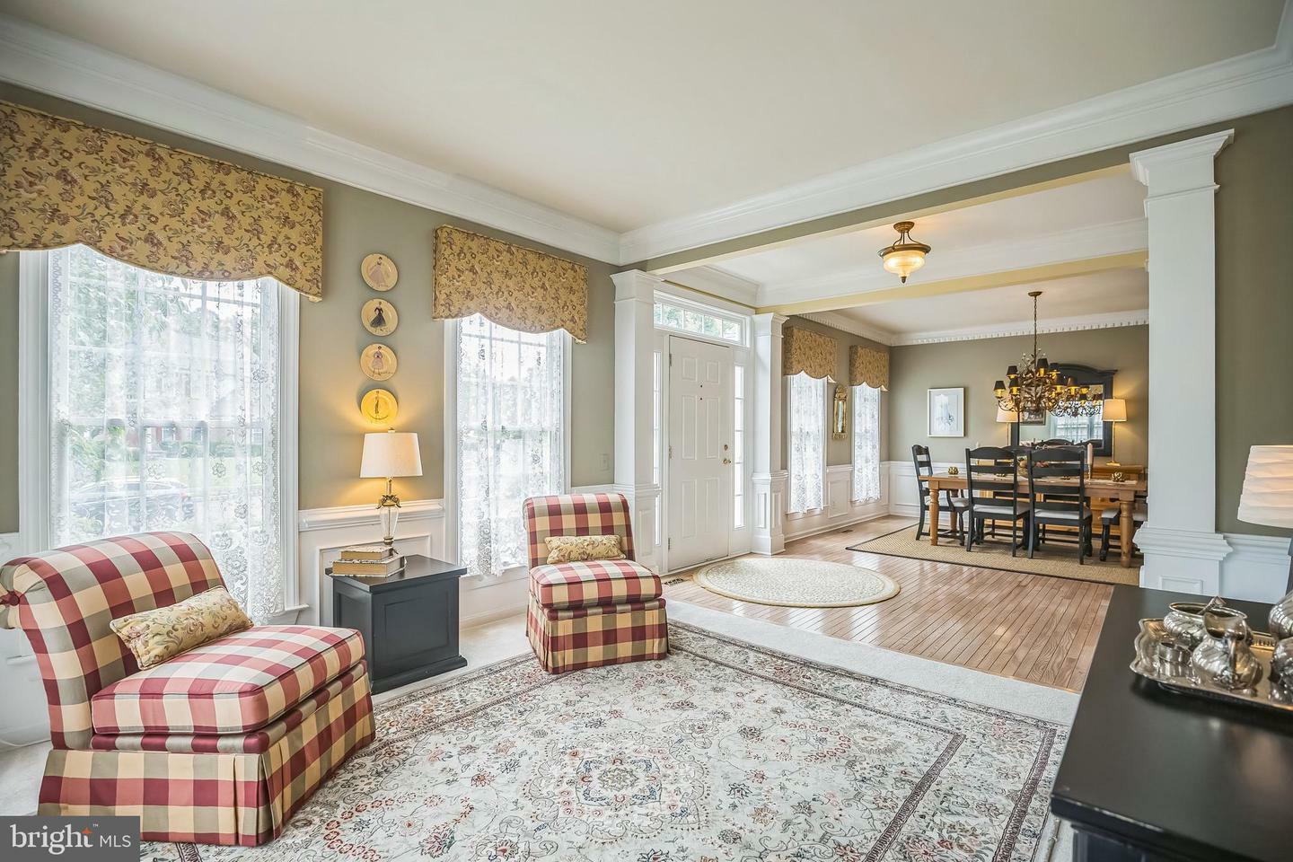 Property Photo: 262 Running Water Court PA 19002